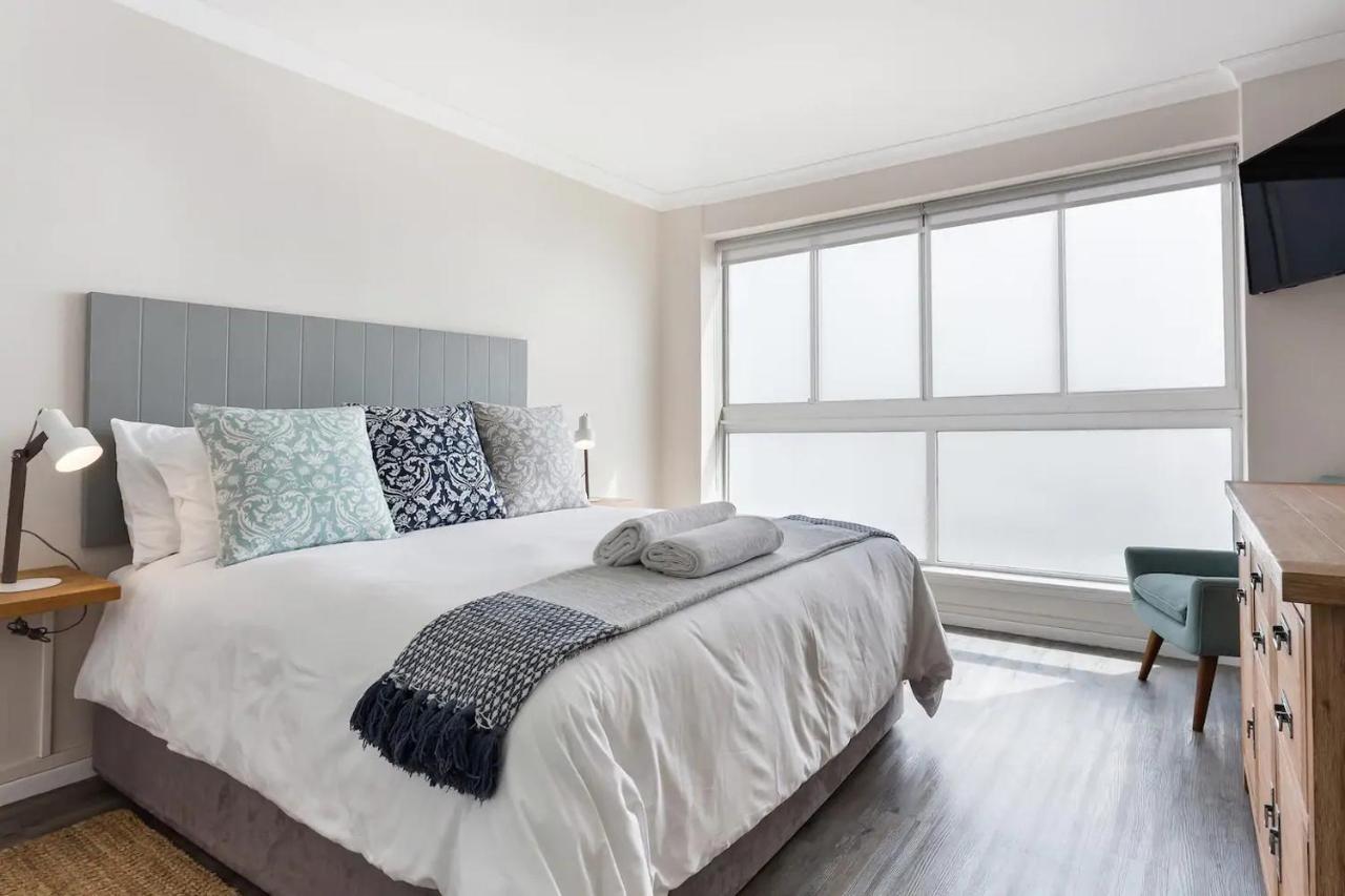 Stunning Views, The Sea & Table Mountain! Apartamento *