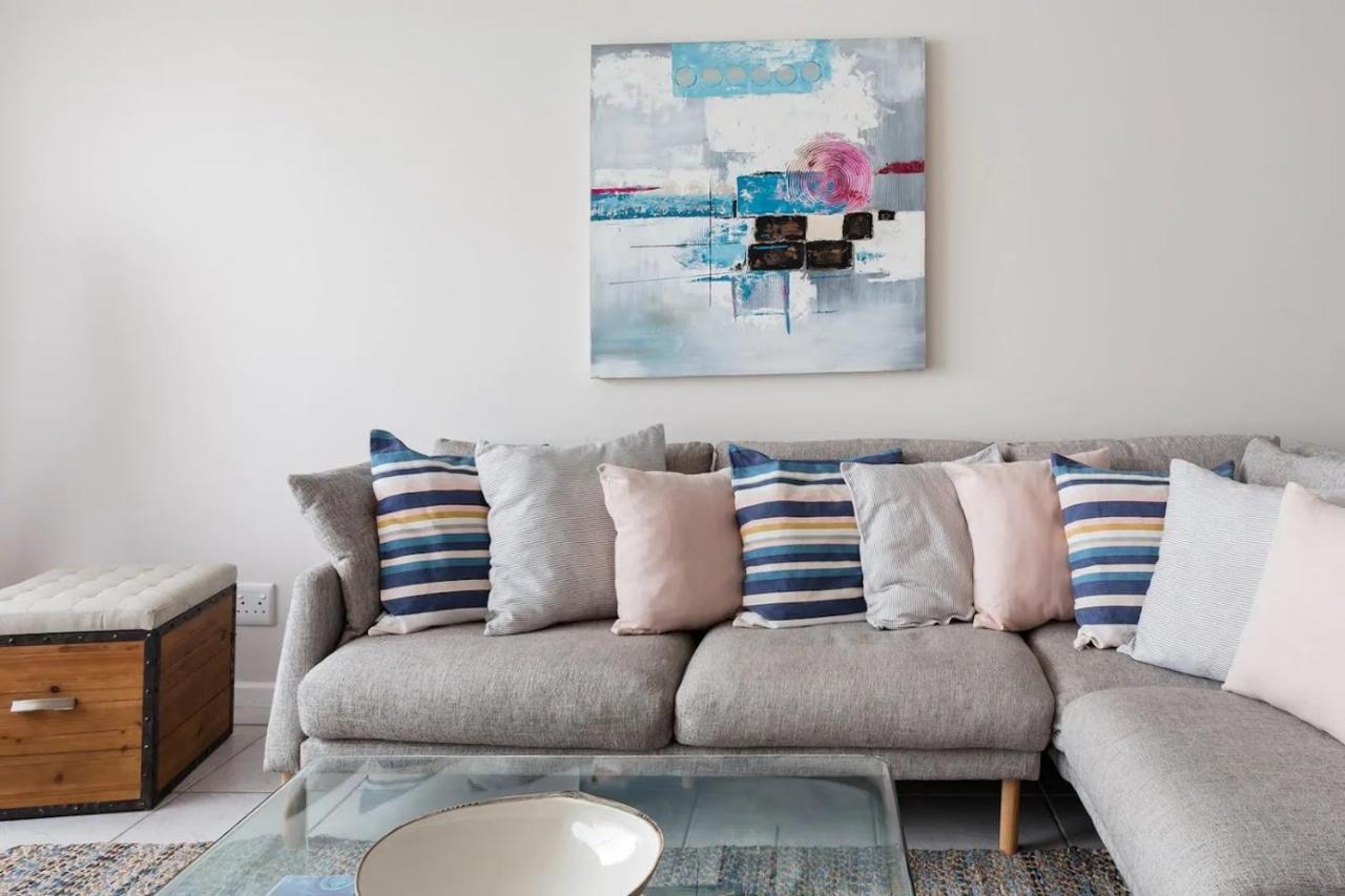Stunning Views, The Sea & Table Mountain! * Bloubergstrand