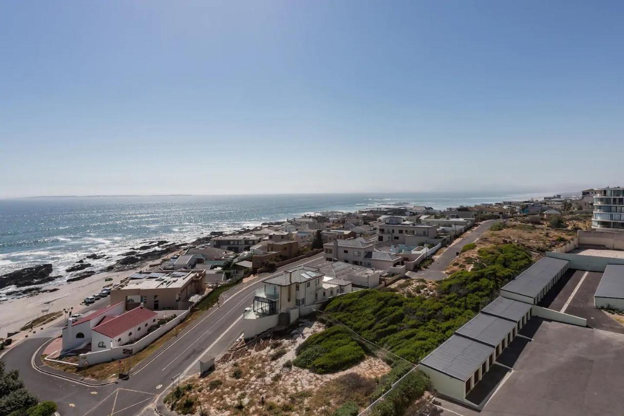 Stunning Views, The Sea & Table Mountain! Bloubergstrand